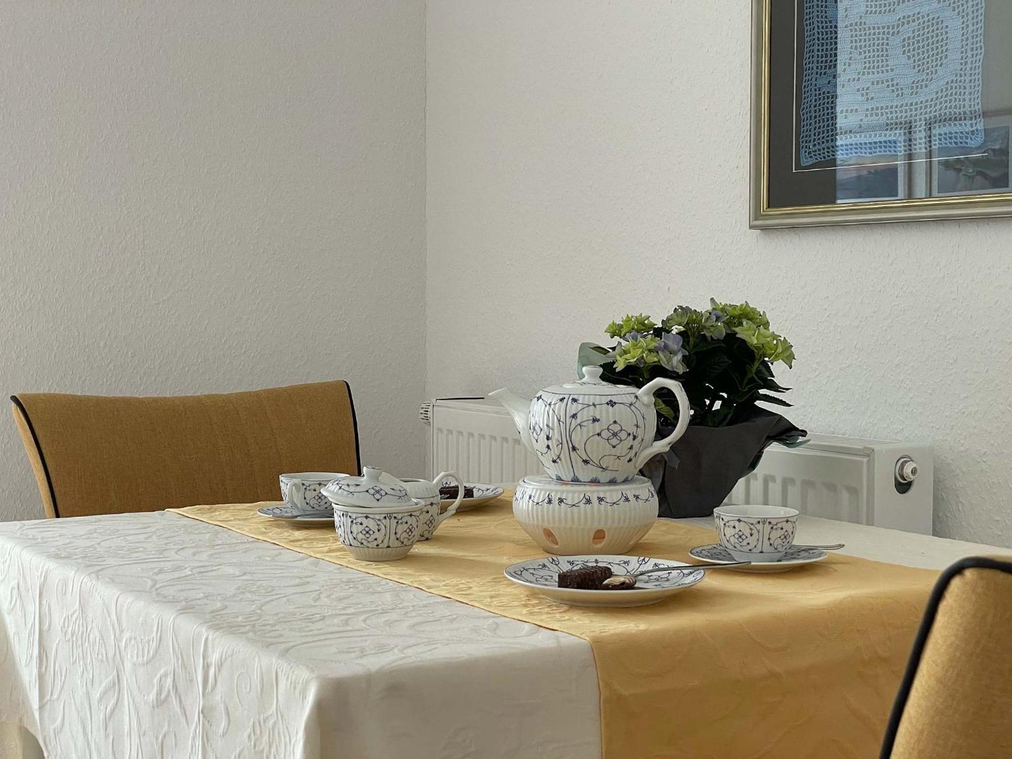 Marions Apartments Greetsiel Extérieur photo